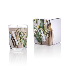 Carica l'immagine nel visualizzatore di Gallery, CANDELA VANILLA & MILK - LETTERA V
